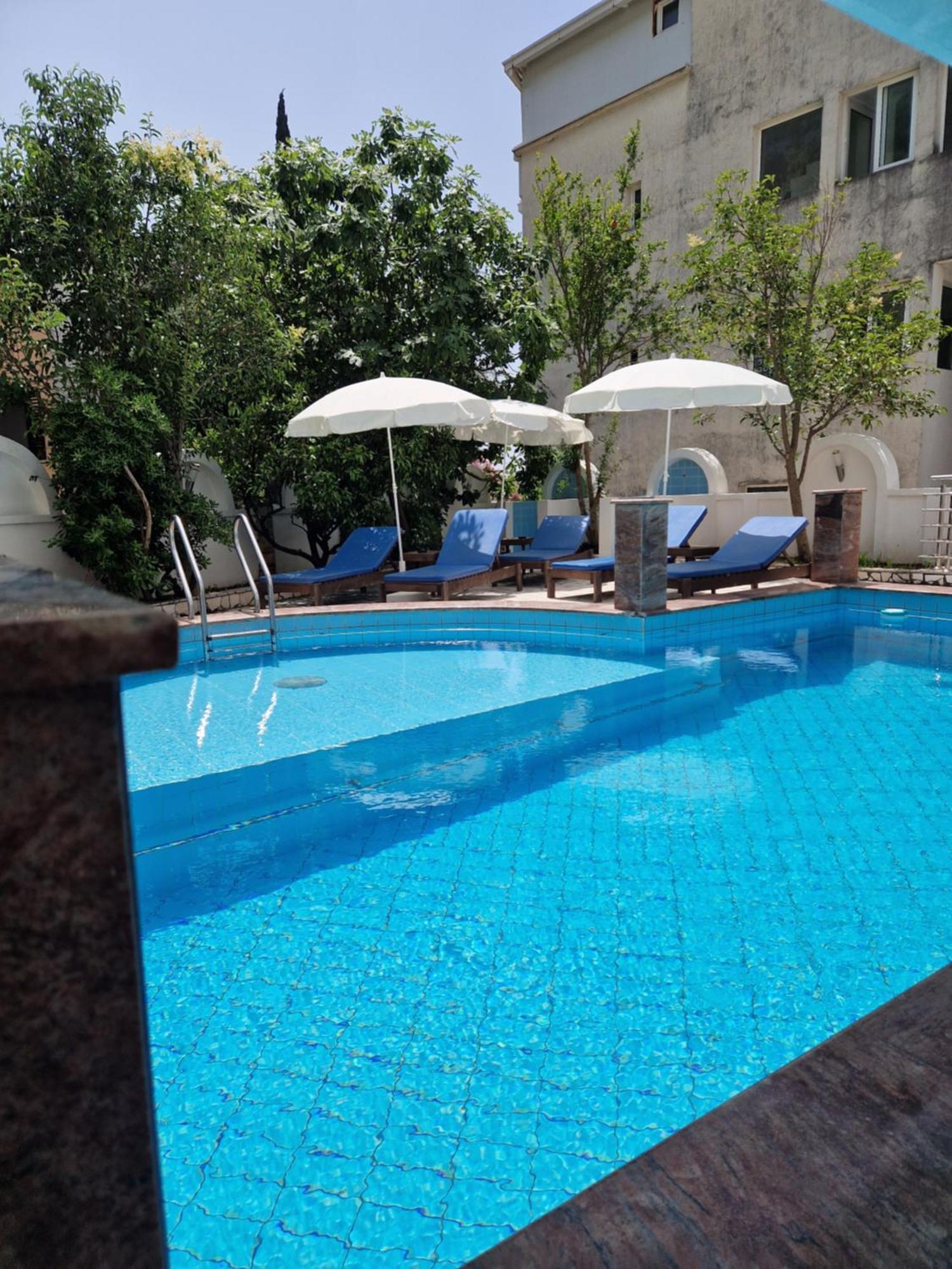 Villa Golf Budva Buitenkant foto